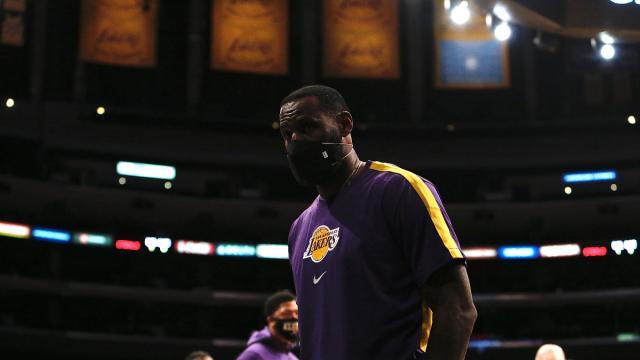 开云-新冠疫情凶猛袭击NBA，恩比德现身说法劝大家谨慎