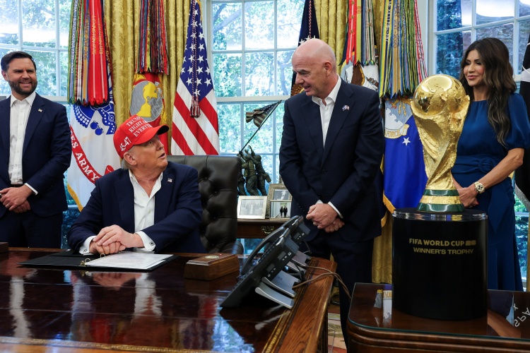 kaiyun-效仿美式橄榄球或篮球？TA：FIFA允许今夏世界杯补水时插播广告