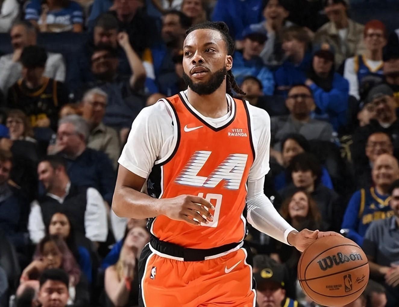 开云-加兰快船首秀,仅获12分,他是打开快船死局的钥匙吗?