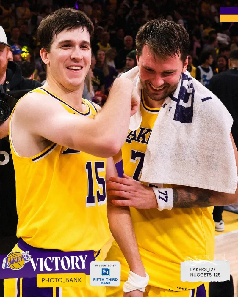 kaiyun-比赛太精彩!湖人社媒回顾昨日东契奇与队友庆祝胜利的瞬间