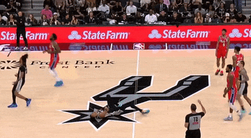 开云-我去！又伤1个！强行带伤回归卡规则！文班真的很想要！给他吗|MVP|保罗·乔治|圣安东尼奥马刺队|费城76人队|卢卡-东契奇_新浪体育_新浪新闻